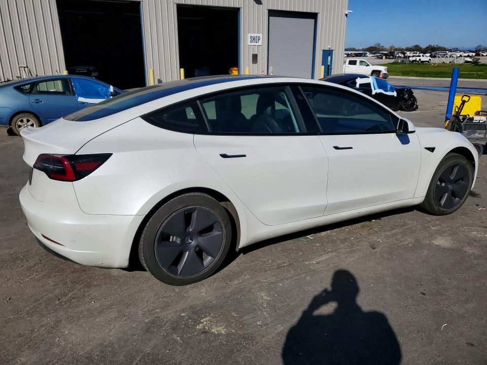 2023 Tesla Model 3 მანქანა იყიდება აუქციონზე, vin: 5YJ3E1EA3PF454213, აუქციონის ნომერი: 79298405