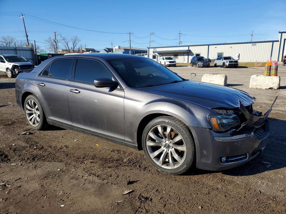 41985246 :رقم المزاد ، 2C3CCABG2EH222132 vin ، 2014 Chrysler 300 مزاد بيع