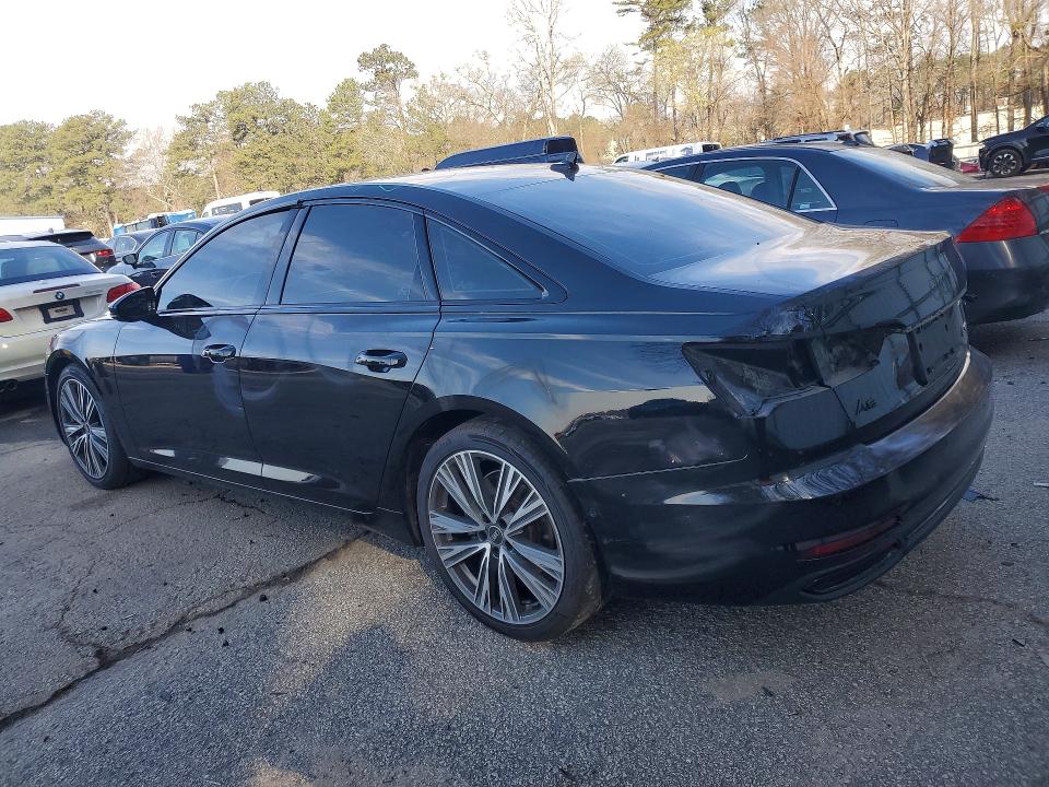 Продажа на аукционе авто 2021 Audi A6, vin: WAUD8AF2XMN022473, номер лота: 79964945