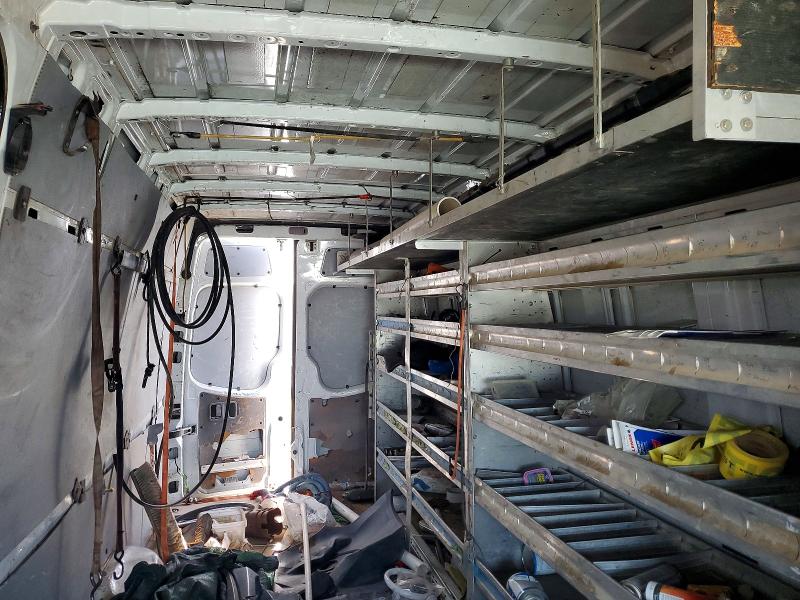 46131956 :رقم المزاد ، WD3PE8DC0F5947354 vin ، 2015 Mercedes Benz Sprinter مزاد بيع