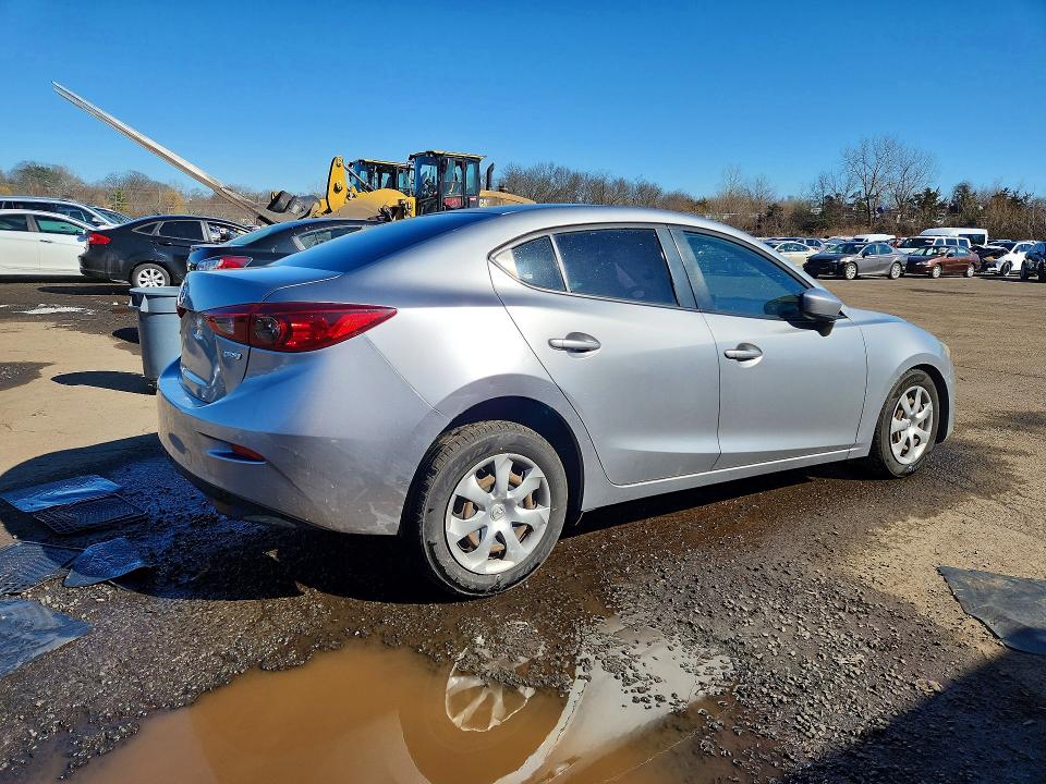 46621796 :رقم المزاد ، JM1BM1T7XG1346590 vin ، 2016 Mazda 3 مزاد بيع