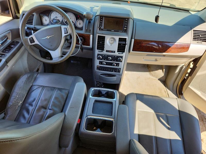 46514856 :رقم المزاد ، 2A4RR5D16AR227093 vin ، 2010 Chrysler Town & Country مزاد بيع