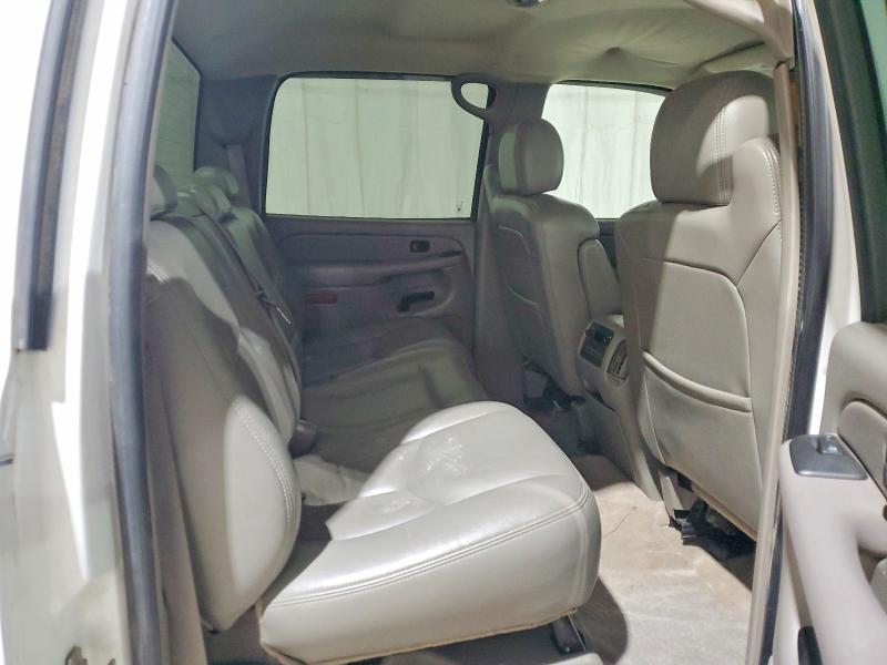 47322846 :رقم المزاد ، 2GTEK13T841423253 vin ، 2004 Gmc New Sierra مزاد بيع