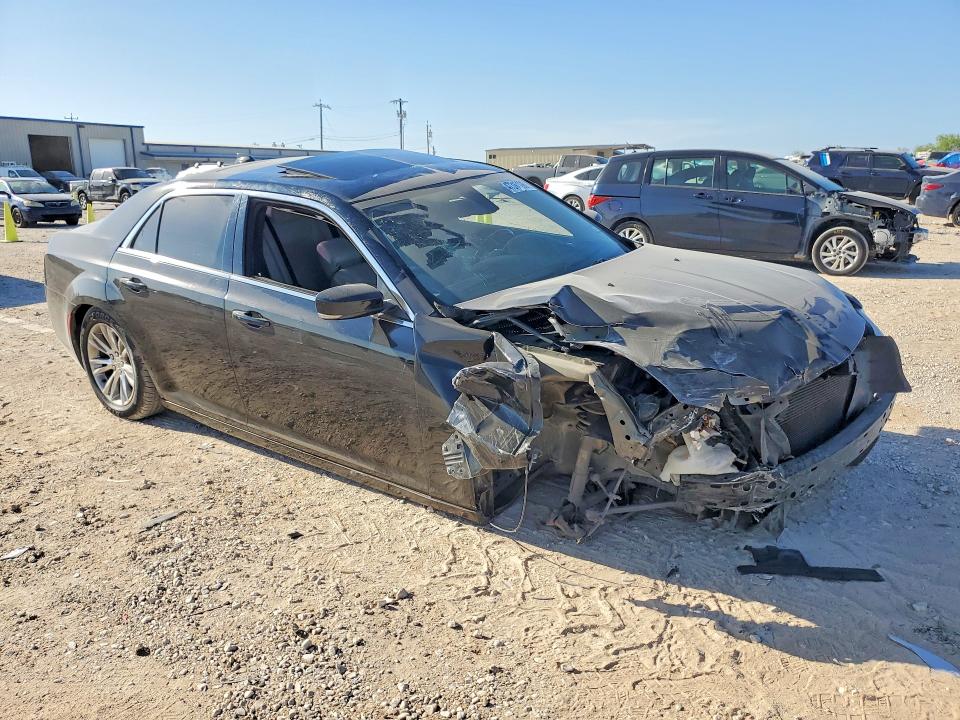 47317196 :رقم المزاد ، 2C3CCAAG9LH121989 vin ، 2020 Chrysler 300 مزاد بيع
