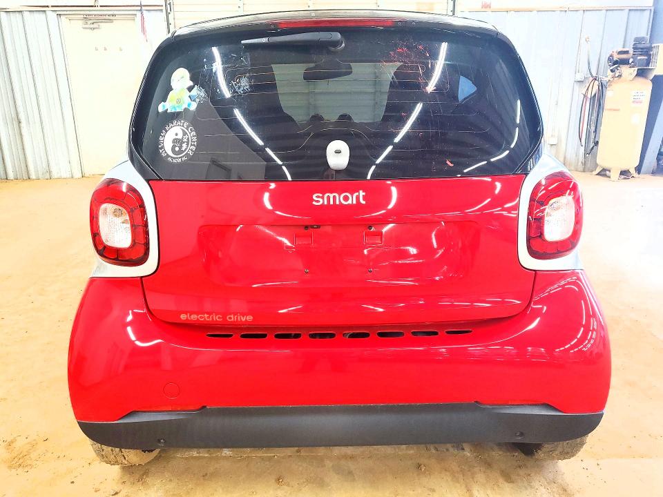 Aukcja sprzedaży 2018 Smart Fortwo, vin: WMEFJ9BA9JK275648, numer aukcji: 41969986