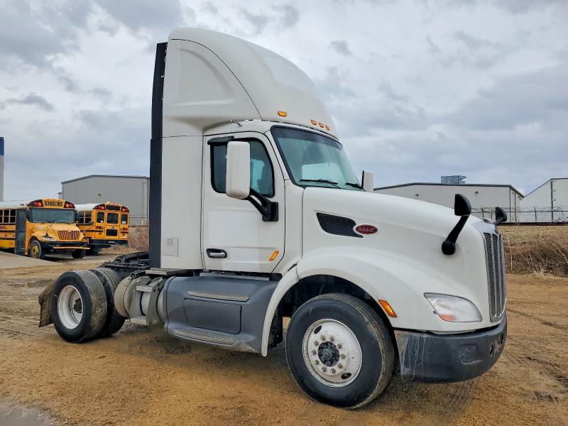 Auction sale of the 2018 Peterbilt 579, vin: 1XPBA48X7JD429062, lot number: 77517665