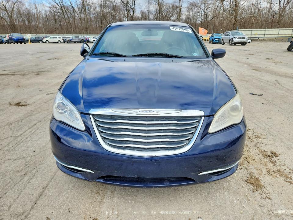 45613096 :رقم المزاد ، 1C3CCBBB4DN699130 vin ، 2013 Chrysler 200 مزاد بيع