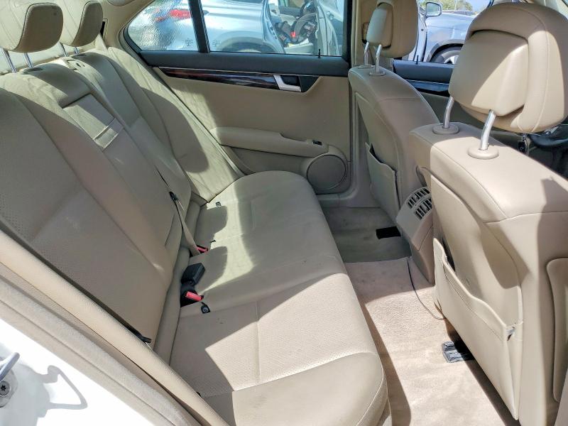 Продаж на аукціоні авто 2014 Mercedes-benz C, vin: WDDGF4HB7EA963561, номер лоту: 46090106