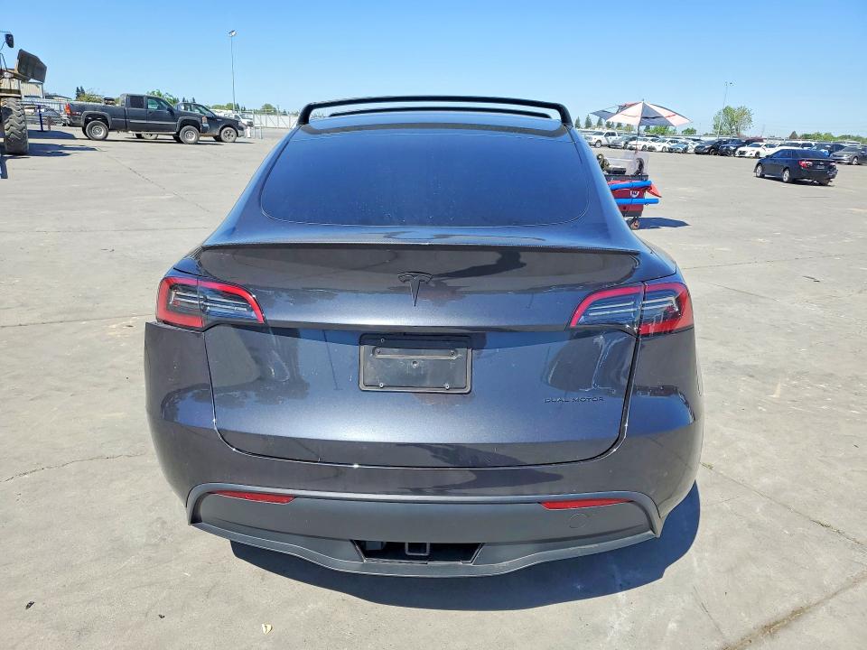 47246516 :رقم المزاد ، 7SAYGDEE7RF014179 vin ، 2024 Tesla Model Y مزاد بيع