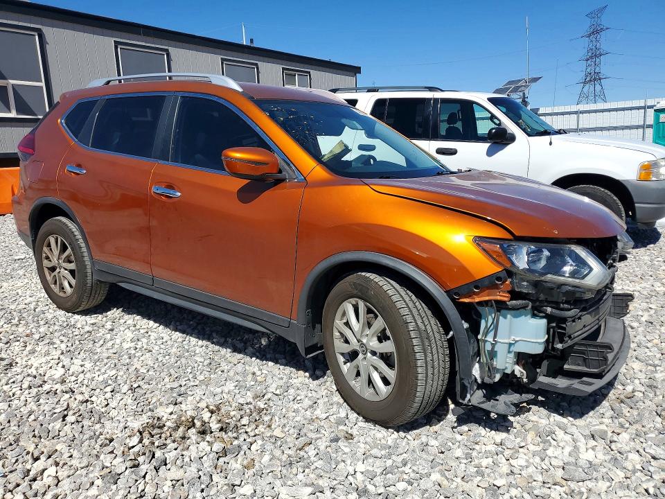 2017 Nissan Rogue მანქანა იყიდება აუქციონზე, vin: JN8AT2MT7HW397358, აუქციონის ნომერი: 46923436