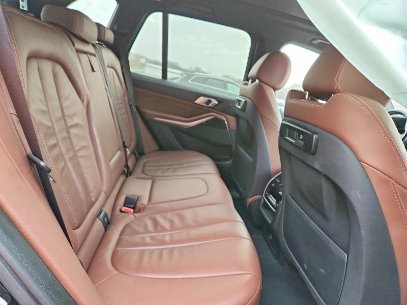 47819616 :رقم المزاد ، 5UXCR6C54KLL11816 vin ، 2019 Bmw X5 مزاد بيع