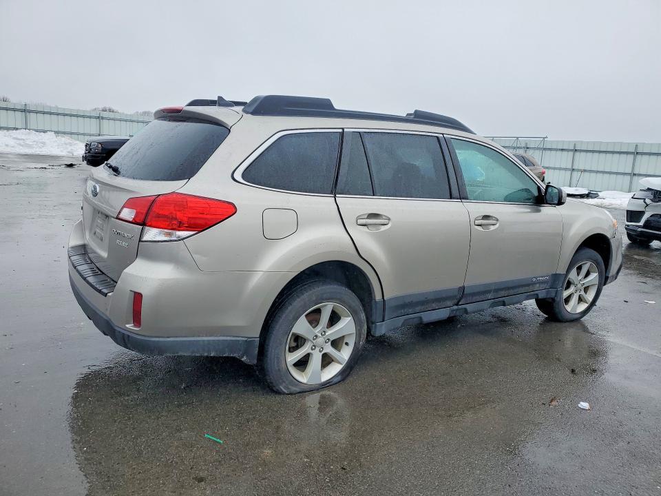 Продаж на аукціоні авто 2014 Subaru Outback, vin: 4S4BRBCC8E3264228, номер лоту: 76134915