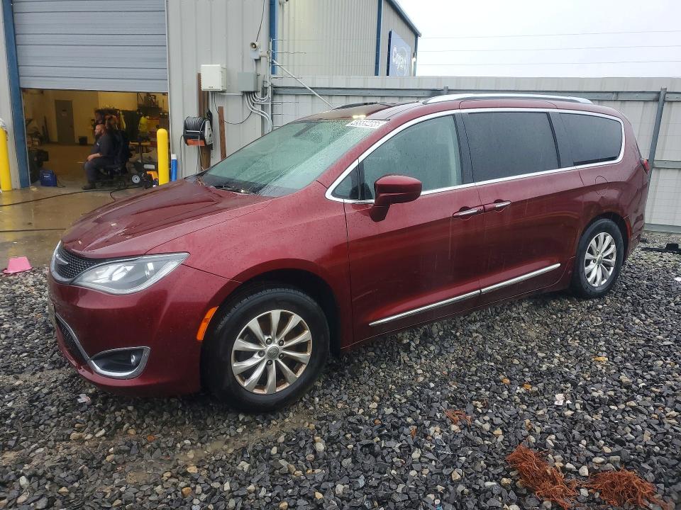 45559466 :رقم المزاد ، 2C4RC1BG3KR539638 vin ، 2019 Chrysler Pacifica مزاد بيع