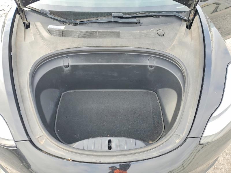 78166465 :رقم المزاد ، 5YJ3E1EA7JF033800 vin ، 2018 Tesla Model 3 مزاد بيع