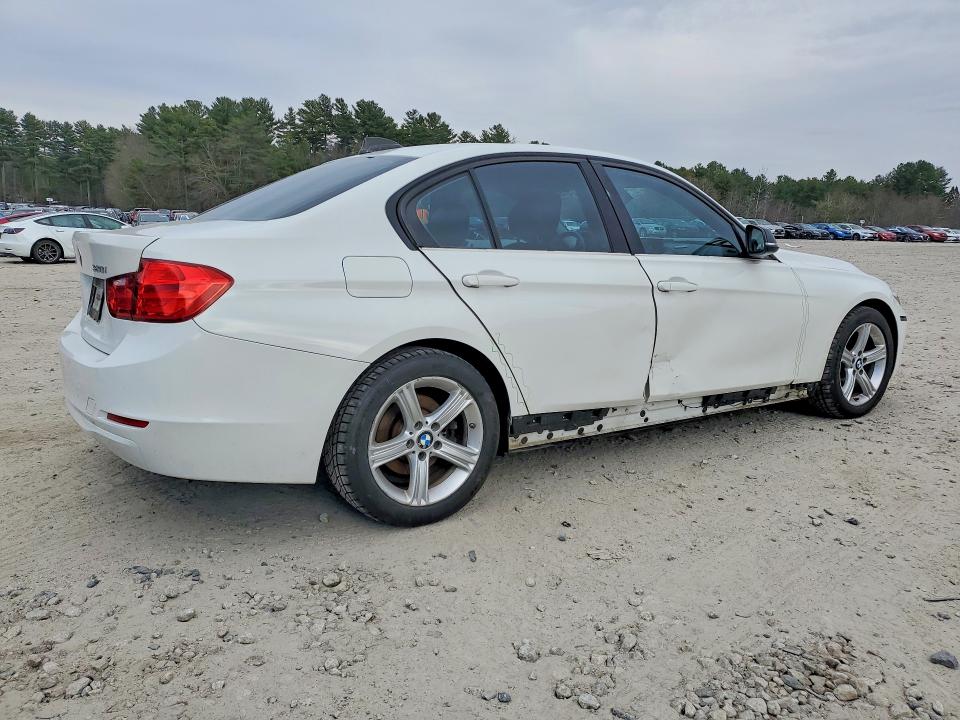 2015 Bmw 320 მანქანა იყიდება აუქციონზე, vin: WBA3C3G54FNS76035, აუქციონის ნომერი: 47578876