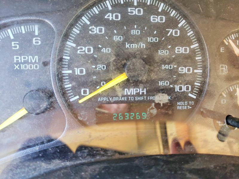 79351945 :رقم المزاد ، 1GNEK13Z12J132608 vin ، 2002 Chevrolet Tahoe مزاد بيع