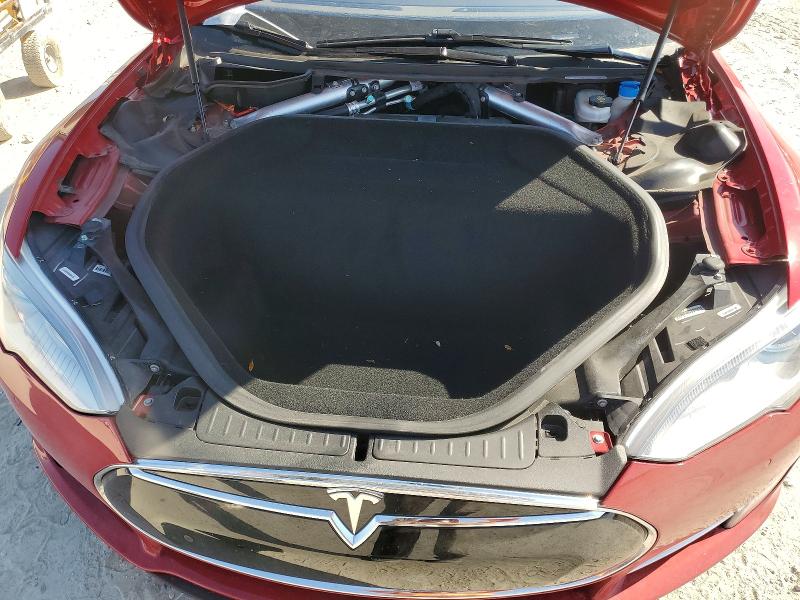 Продажа на аукционе авто 2015 Tesla Model S, vin: 5YJSA1H49FF084378, номер лота: 47275996