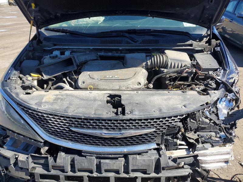 47695556 :رقم المزاد ، 2C4RC1DGXHR532174 vin ، 2017 Chrysler Pacifica مزاد بيع