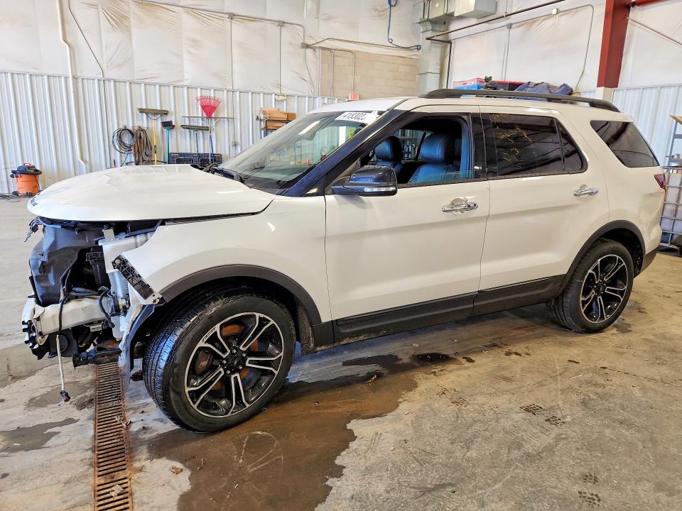 41830236 :رقم المزاد ، 1FM5K8GT2EGB25820 vin ، 2014 Ford Explorer مزاد بيع