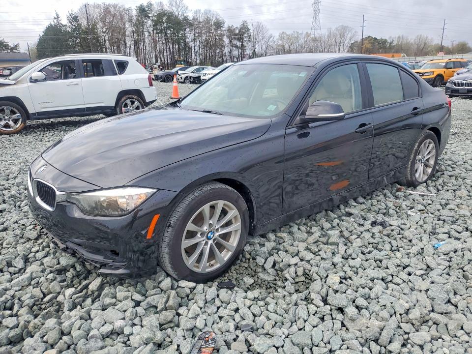 79740715 :رقم المزاد ، WBA8E1G55GNU10685 vin ، 2016 Bmw 320 مزاد بيع