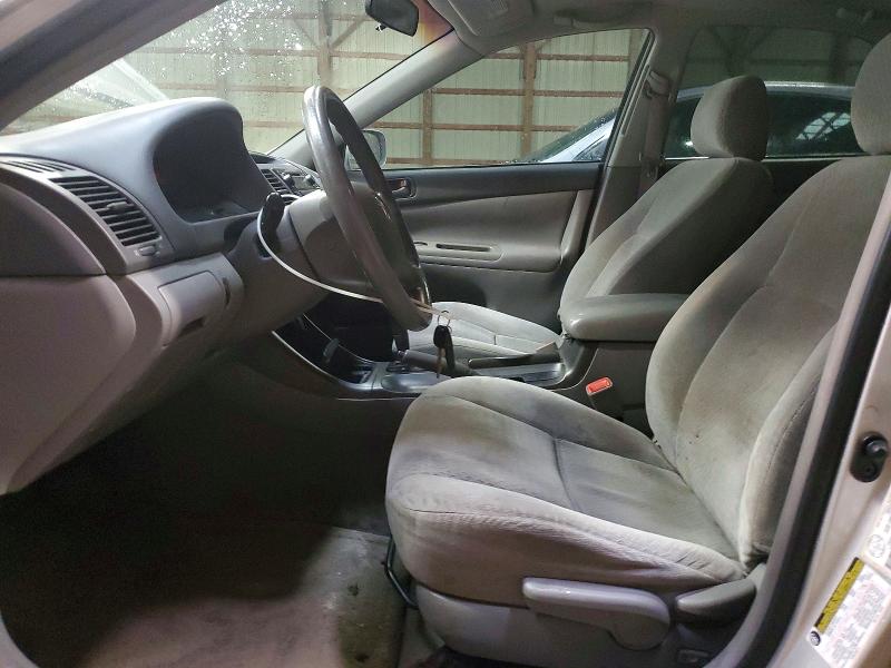 46448556 :رقم المزاد ، 4T1BE32K64U793292 vin ، 2004 Toyota Camry مزاد بيع