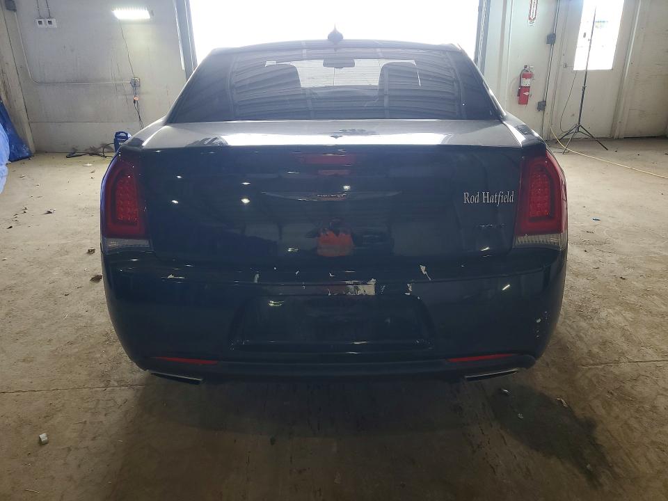 Auction sale of the 2021 Chrysler 300, vin: 2C3CCAAG6MH661589, lot number: 41739796