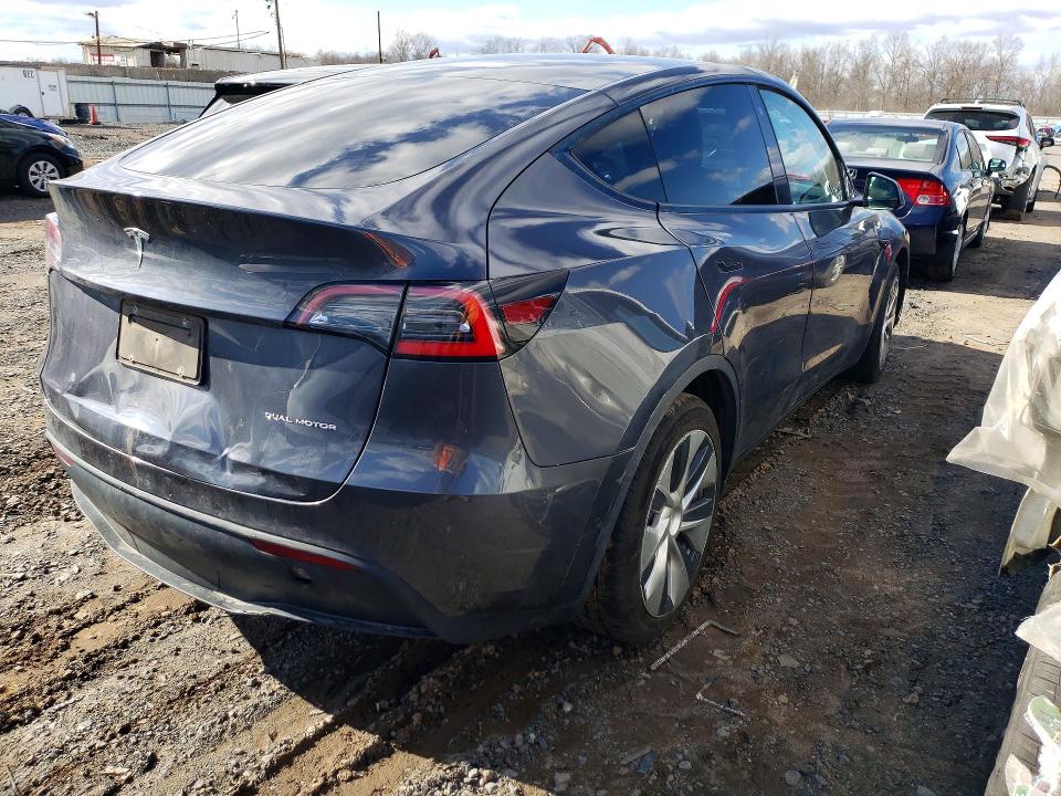 Продажа на аукционе авто 2021 Tesla Model Y, vin: 5YJYGDEE8MF118752, номер лота: 46271996