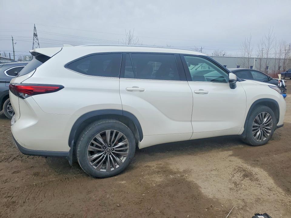 Продаж на аукціоні авто 2021 Toyota Highlander, vin: 5TDFZRBH8MS102172, номер лоту: 46546176