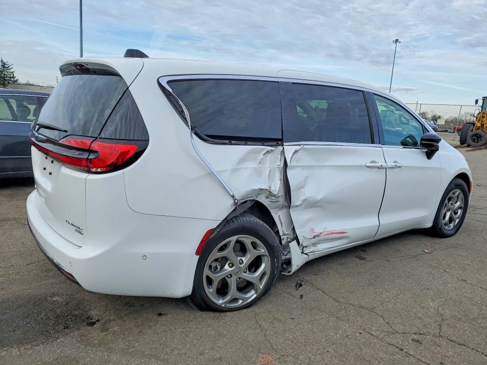 Продажа на аукционе авто 2024 Chrysler Pacifica, vin: 2C4RC3GG0RR127854, номер лота: 47402256