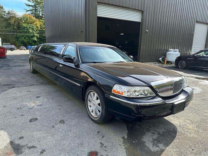 Aukcja sprzedaży 2005 Lincoln Town Car, vin: 1L1FM88W85Y654529, numer aukcji: 45443476