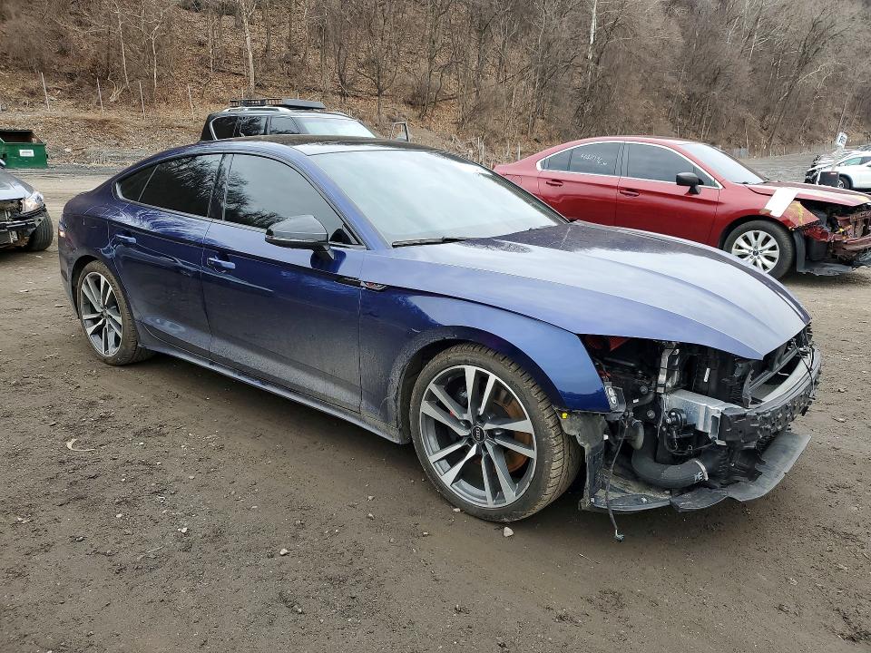 46272436 :رقم المزاد ، WAUC4CF56NA035050 vin ، 2022 Audi S5 مزاد بيع