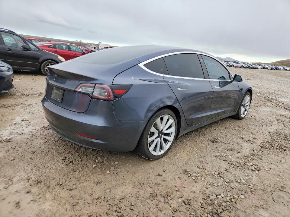 41619266 :رقم المزاد ، 5YJ3E1EA8KF543011 vin ، 2019 Tesla P100 D مزاد بيع