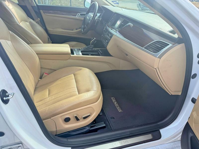 Aukcja sprzedaży 2015 Hyundai Genesis, vin: KMHGN4JE9FU068196, numer aukcji: 41582016