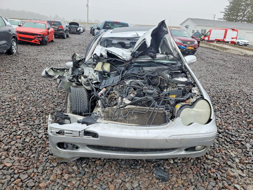 79362615 :رقم المزاد ، WDBRF81J34F521338 vin ، 2004 Mercedes-benz C مزاد بيع