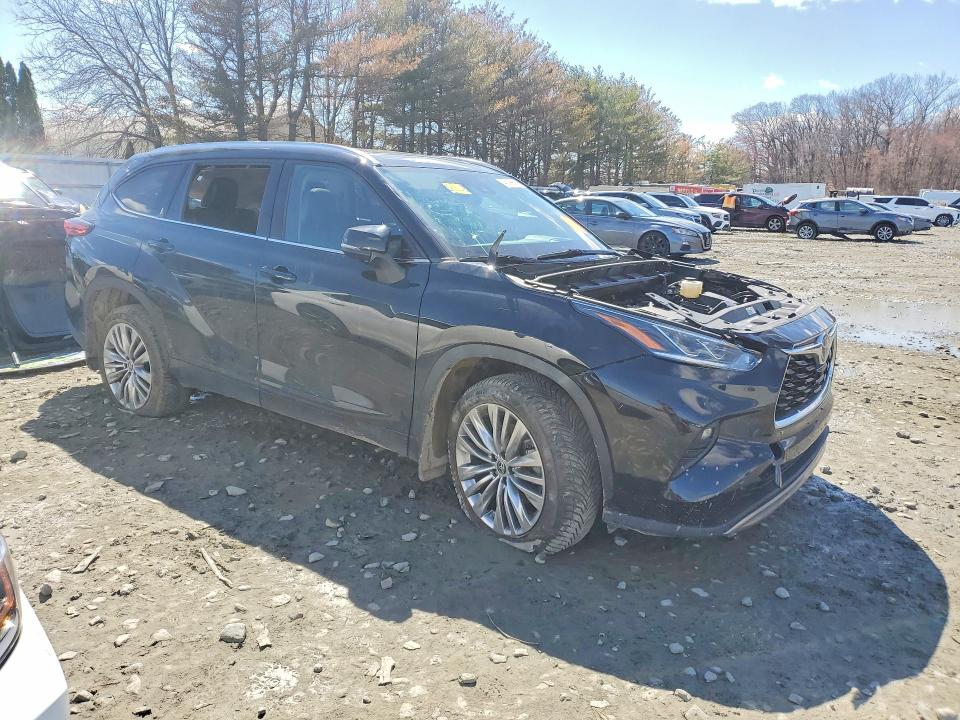 Aukcja sprzedaży 2022 Toyota Highlander, vin: 5TDFZRBH8NS227240, numer aukcji: 46199836