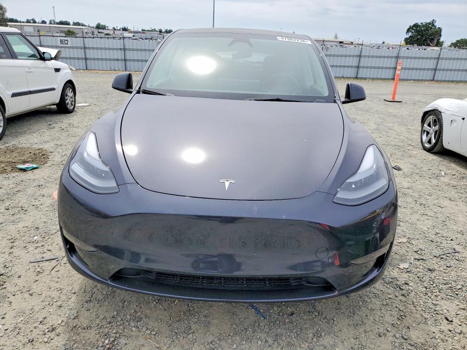 47982236 :رقم المزاد ، 7SAYGDED9RF122312 vin ، 2024 Tesla Model Y مزاد بيع