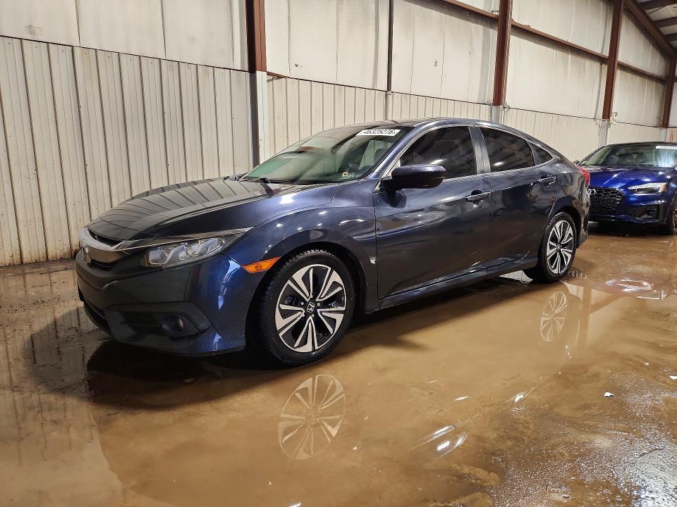 Продажа на аукционе авто 2018 Honda Civic, vin: 2HGFC1F32JH646177, номер лота: 46325276