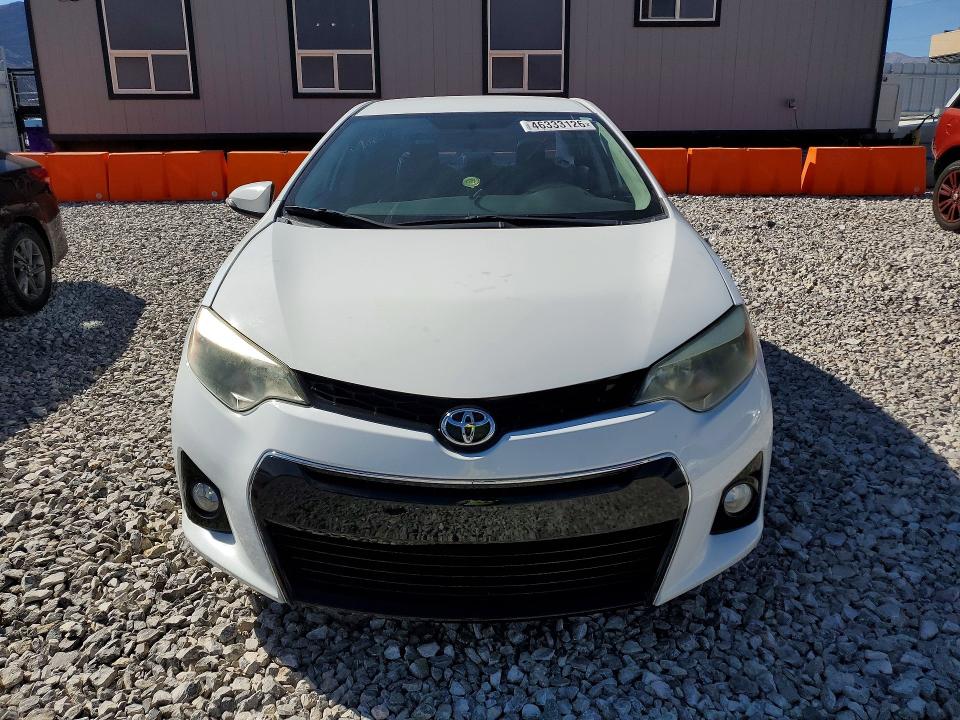 46333126 :رقم المزاد ، 5YFBURHE9FP231379 vin ، 2015 Toyota Corolla مزاد بيع