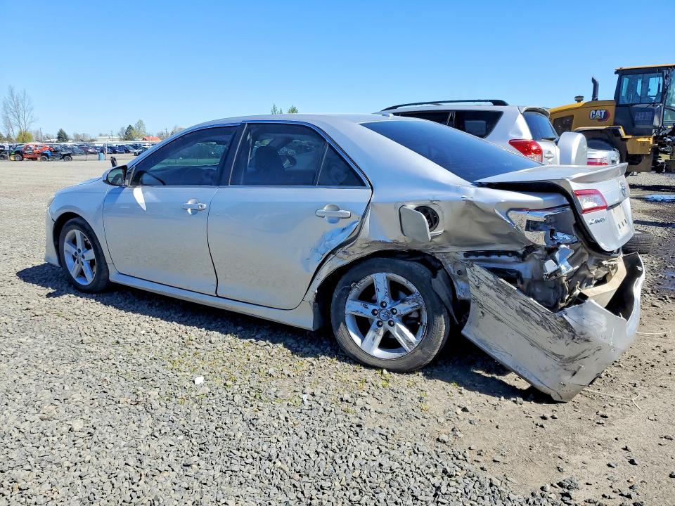 47909326 :رقم المزاد ، 4T1BF1FK3CU032472 vin ، 2012 Toyota Camry مزاد بيع