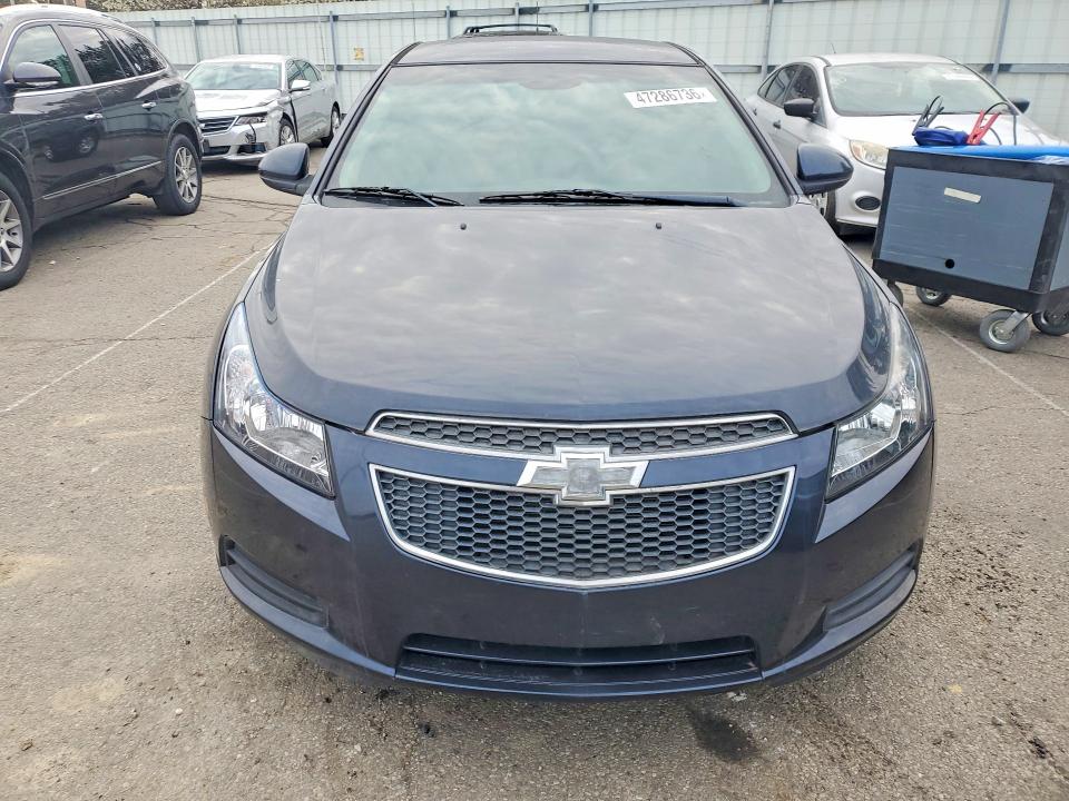 2014 Chevrolet Cruze მანქანა იყიდება აუქციონზე, vin: 1G1PC5SB0E7227827, აუქციონის ნომერი: 47286736