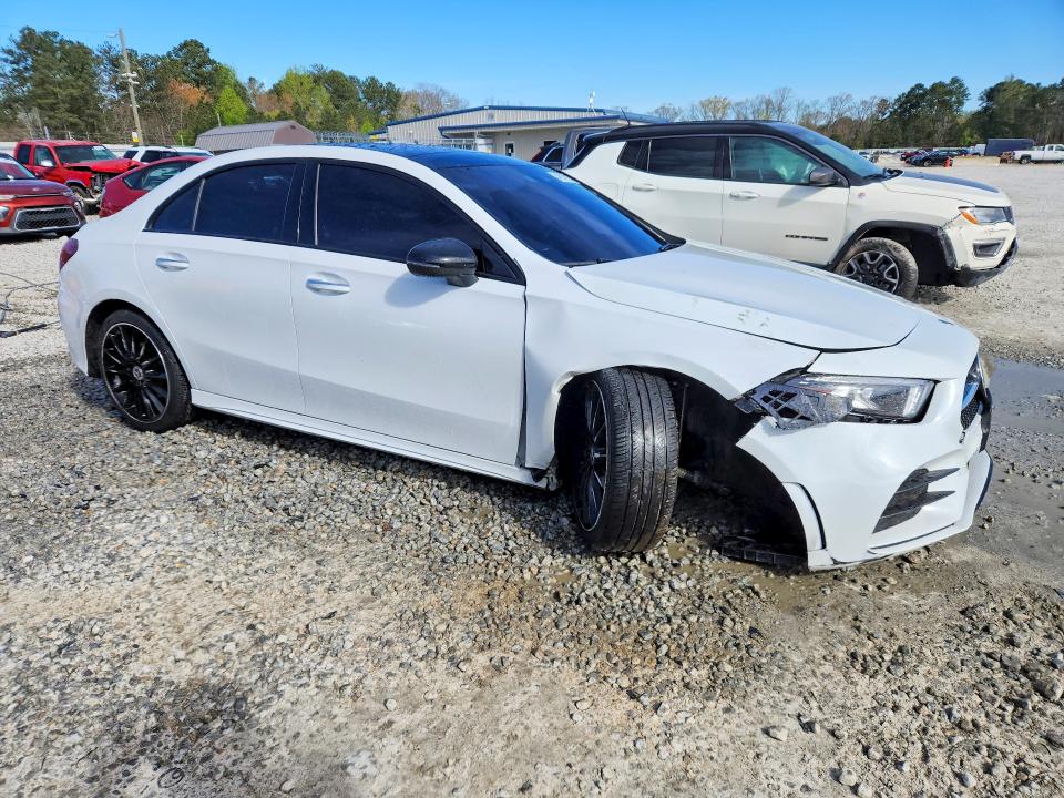 2019 Mercedes-benz A მანქანა იყიდება აუქციონზე, vin: WDD3G4FB0KW018173, აუქციონის ნომერი: 46510926