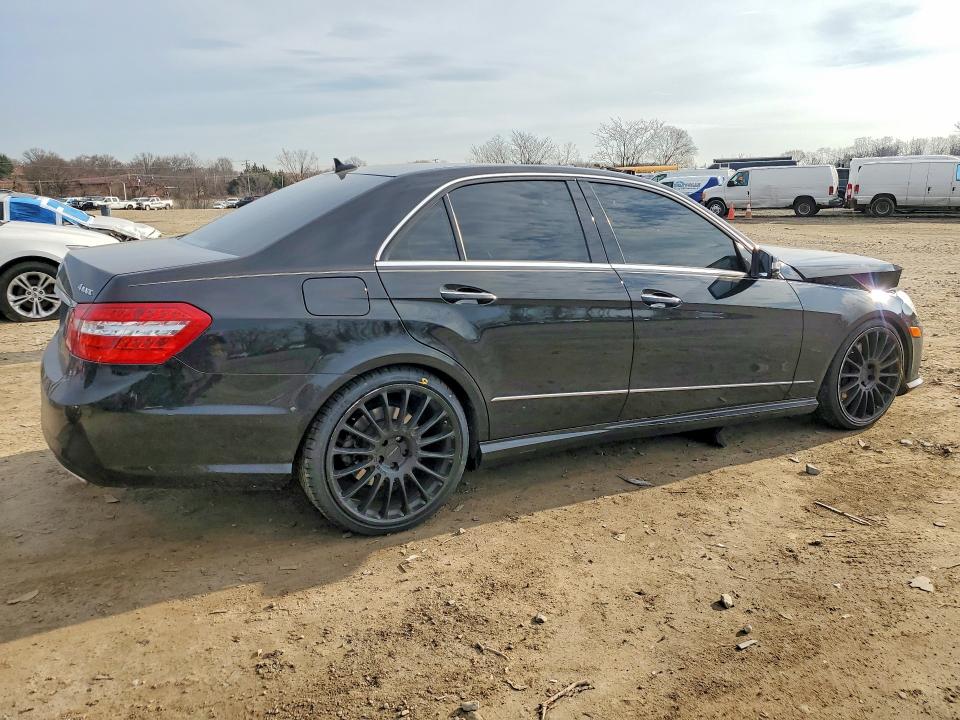 45773996 :رقم المزاد ، WDDHF9AB6AA082842 vin ، 2010 Mercedes-benz E مزاد بيع