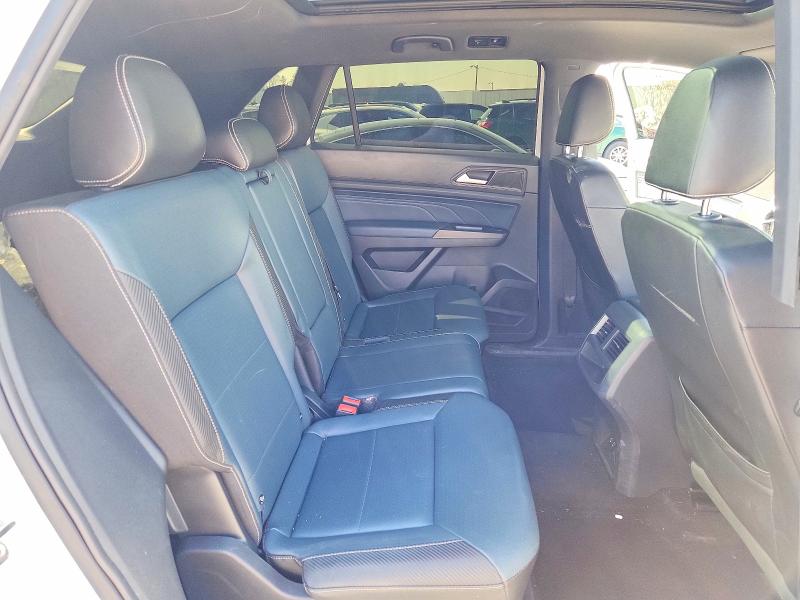 46033196 :رقم المزاد ، 1V2SE2CA7MC233578 vin ، 2021 Volkswagen Atlas Cross Sport مزاد بيع