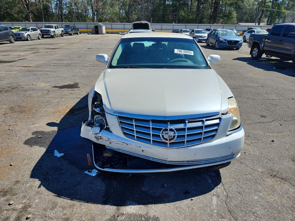 79618865 :رقم المزاد ، 1G6KD57YX8U161677 vin ، 2008 Cadillac Dts مزاد بيع