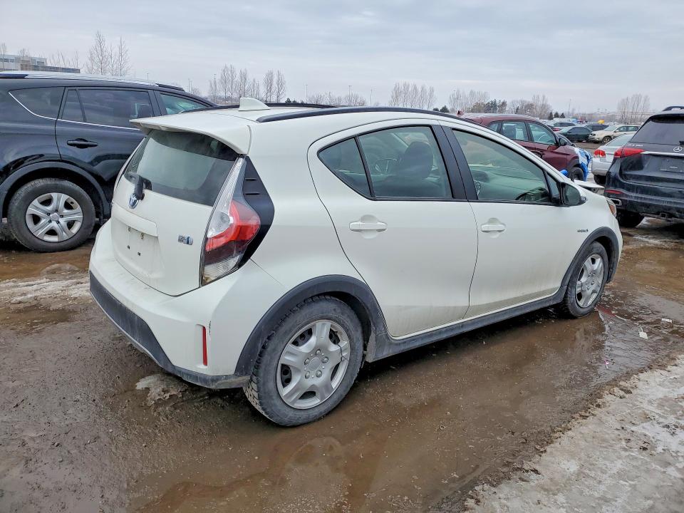 78183375 :رقم المزاد ، JTDKDTB30J1612944 vin ، 2018 Toyota Prius C مزاد بيع