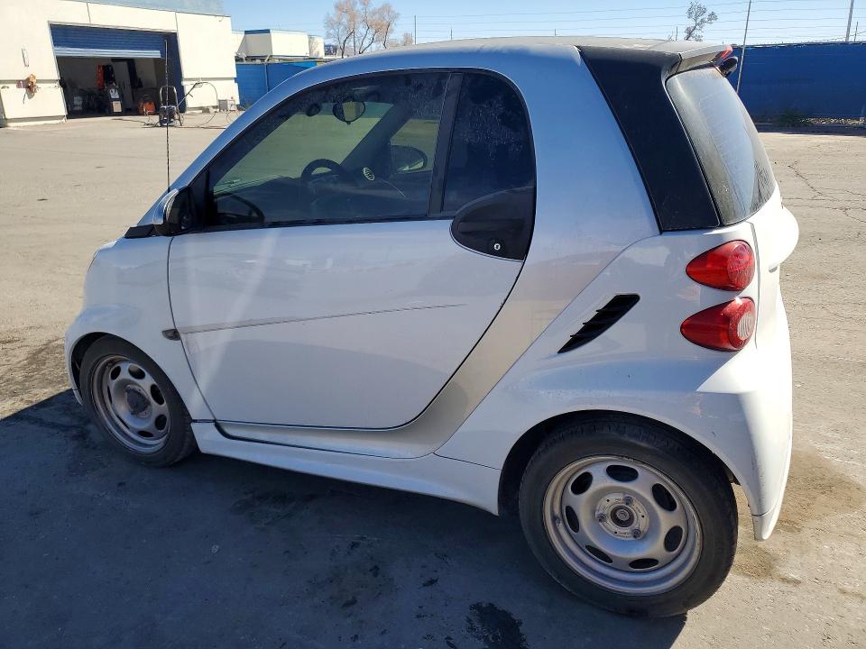 Продажа на аукционе авто 2015 Smart Cars Fortwo, vin: WMEEJ3BA4FK810398, номер лота: 41763306