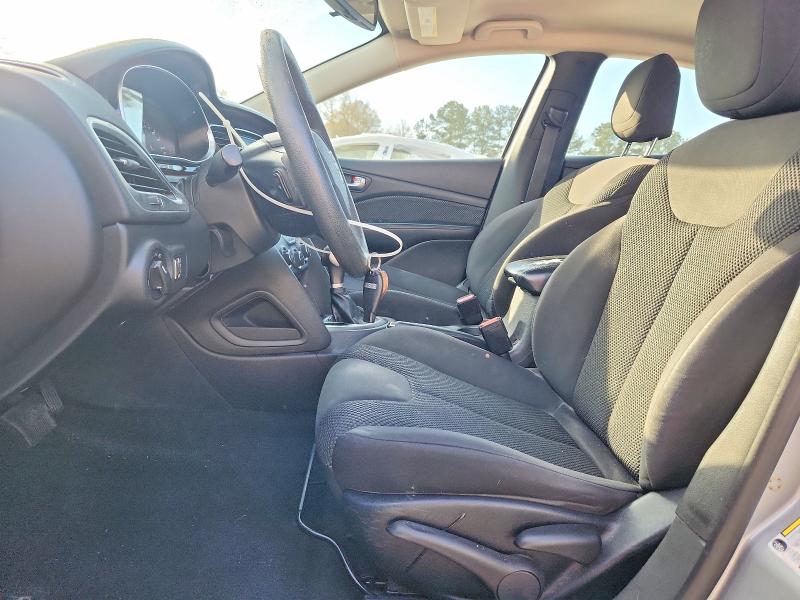 46643036 :رقم المزاد ، 1C3CDFAA7FD112599 vin ، 2015 Dodge Dart مزاد بيع