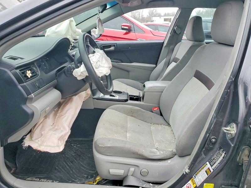 79122705 :رقم المزاد ، 4T4BF1FK2ER417952 vin ، 2014 Toyota Camry مزاد بيع