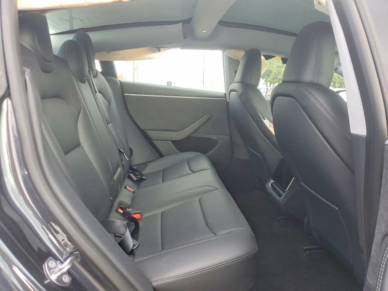 42067376 :رقم المزاد ، 5YJ3E1EB4SF952003 vin ، 2025 Tesla Model 3 مزاد بيع