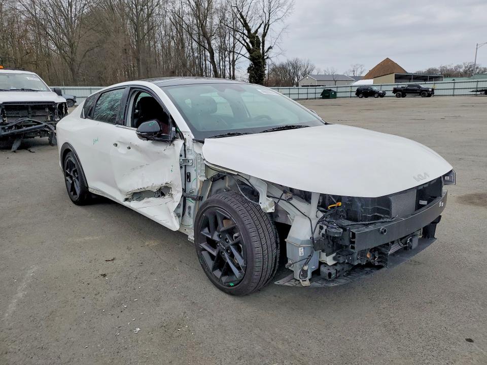 Продажа на аукционе авто 2025 Kia K4, vin: 3KPFW4DC7SE142084, номер лота: 46936616